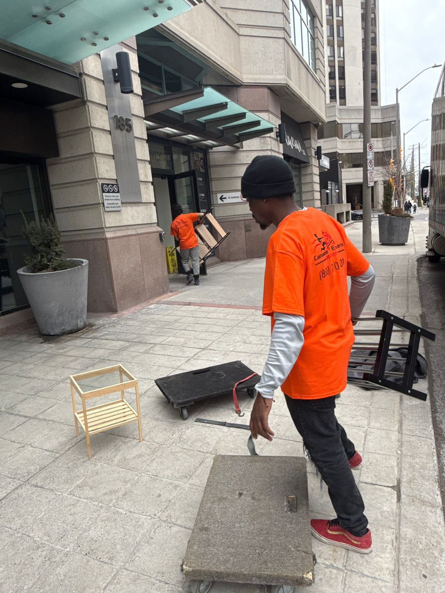 local movers, Condo Movers, small movers,single item movers