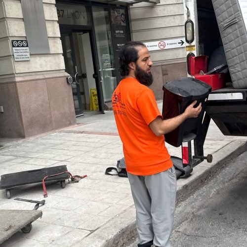 apartment movers & North York Movers, Etobicoke movers, Furniture Movers,Mattress Movers,Bedroom Furniture Movers, Washer Dryer Movers,Vancouver Moving Company